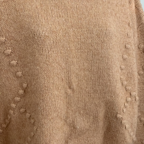 One Grey Day Comfy Sweater - Picture 4 of 11